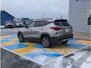 2021 Kia Seltos LX 4dr All-Wheel Drive  - Photo 5 of 18