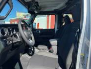 2023 JEEP GLADIATOR OVERLAND LOADED 2400K - Photo 3 of 4