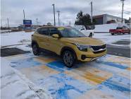 2021 Kia Seltos EX 4dr All-Wheel Drive  - Photo 2 of 19