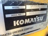 PARTING OUT ... 1995 Komatsu WA250-1 Loader - Photo 12 of 14