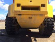 PARTING OUT ... 1995 Komatsu WA250-1 Loader - Photo 4 of 14