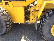 PARTING OUT ... 1995 Komatsu WA250-1 Loader - Photo 8 of 14