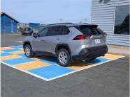 2021 Toyota RAV4 LE 4dr All-Wheel Drive  - Photo 5 of 18