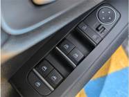 2020 Toyota Corolla LE (CVT) 4dr Sedan  - Photo 25 of 35
