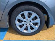 2020 Toyota Corolla LE (CVT) 4dr Sedan  - Photo 6 of 35