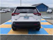 2022 Toyota RAV4 LE 4dr All-Wheel Drive  - Photo 4 of 18