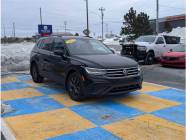 2022 Volkswagen Tiguan Comfortline 4dr All-Wheel Drive 4MOTION  - Photo 2 of 17
