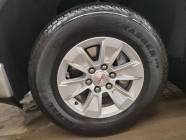 2024 GMC SIERRA REG CAB 4WD 5.3 V8 - Photo 3 of 9