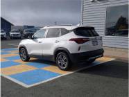 2021 Kia Seltos LX 4dr All-Wheel Drive  - Photo 5 of 18