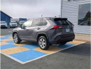 2022 Toyota RAV4 LE 4dr All-Wheel Drive  - Photo 5 of 18