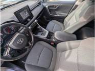 2022 Toyota RAV4 LE 4dr All-Wheel Drive  - Photo 9 of 18