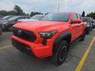 2024 TOYOTA TACOMA TRD OFF PREMIUM LOADED 9K