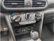 2020 Hyundai Kona 2.0L Essential 4dr Front-Wheel Drive  - Photo 12 of 17