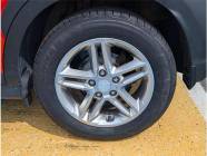 2020 Hyundai Kona 2.0L Essential 4dr Front-Wheel Drive  - Photo 6 of 17