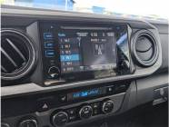 2019 Toyota Tacoma SR5 V6 4x4 Double Cab 6 ft. box  - Photo 11 of 16