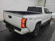 2024 TOYOTA TACOMA TRD SPORT PREMIUM LOADED 19K - Photo 8 of 10