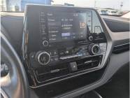 2022 Toyota Highlander XLE 4dr All-Wheel Drive  - Photo 13 of 19