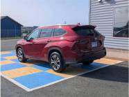 2022 Toyota Highlander XLE 4dr All-Wheel Drive  - Photo 5 of 19