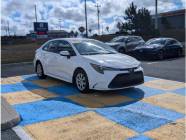 2020 Toyota Corolla LE (CVT) 4dr Sedan  - Photo 2 of 17