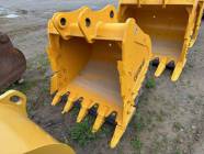 48" CAT 320; Deere 200/210 Heavy Duty Excavator Bucket