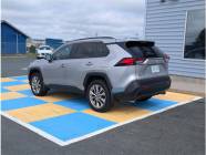 2021 Toyota RAV4 XLE 4dr All-Wheel Drive  - Photo 5 of 20