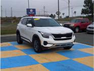 2023 Kia Seltos EX 4dr All-Wheel Drive  - Photo 2 of 20