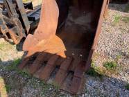 45" Deere 330 / 892 / 350 Excavator Bucket - Photo 3 of 4