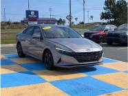 2023 Hyundai Elantra ESSENTIAL 4dr Sedan  - Photo 2 of 19