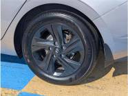 2023 Hyundai Elantra ESSENTIAL 4dr Sedan  - Photo 6 of 19