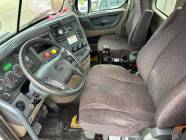 2017 Freightliner Cascadia Day Cab Tractor - Photo 4 of 9
