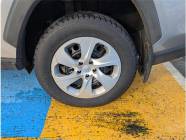 2020 Toyota RAV4 LE 4dr All-Wheel Drive  - Photo 6 of 18