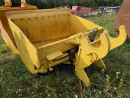 60" Welco Beales Hydraulic Tilt Clean up Bucket