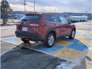 2022 Toyota Corolla Cross LE 4dr All-Wheel Drive  - Photo 3 of 18