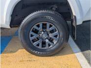 2020 Toyota Tacoma 4x4 Double Cab 6 ft. box  - Photo 6 of 16