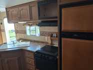 CAMPER FOR SALE - Photo 8 of 10
