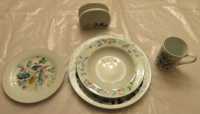 CHRISTMAS CHINA DISH SET - Photo 1 of 8