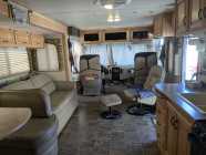 Class A 2011 Ford Hurricane 32 ft Motorhome  - Photo 5 of 10