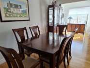 Dining Room Furniture in excellent condition  - Photo 2 of 4
