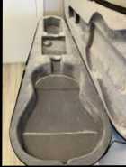 Dobro guitar  - Photo 5 of 6