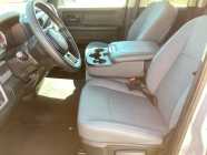 Dodge Ram 4x4, 8 cyl. Hemi, with fibreglass cap  - Photo 5 of 10
