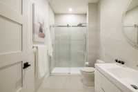 Modern 1-Bedroom + Office Suite in the Heart of Do - Photo 5 of 9