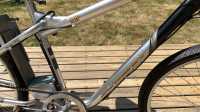 Electric bike - Photo 1 of 2