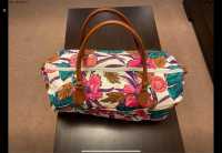 Flower-print travel or overnight bag size medium in ...