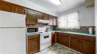 Four-bedroom house for rent in nice community - Photo 4 of 6