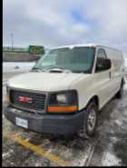 GMC 2009 Van Amazing condition - Photo 9 of 10