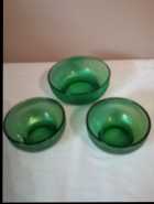 Green glass bowls - Photo 1 of 2