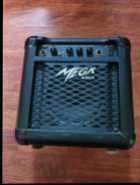 Guitar & Amp & Case  - Photo 1 of 2