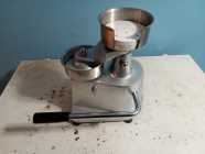 Hamburger maker - Photo 1 of 2