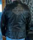 Harley Davidson Ladies motorcycle jacket - Photo 1 of 2