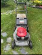Honda self propelled  - Photo 1 of 3